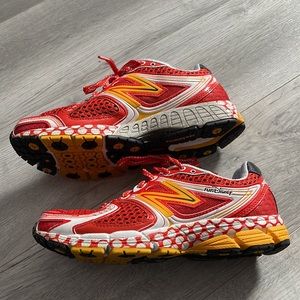 Disney Minnie Mouse New Balance Run Disney runners sneakers size 8